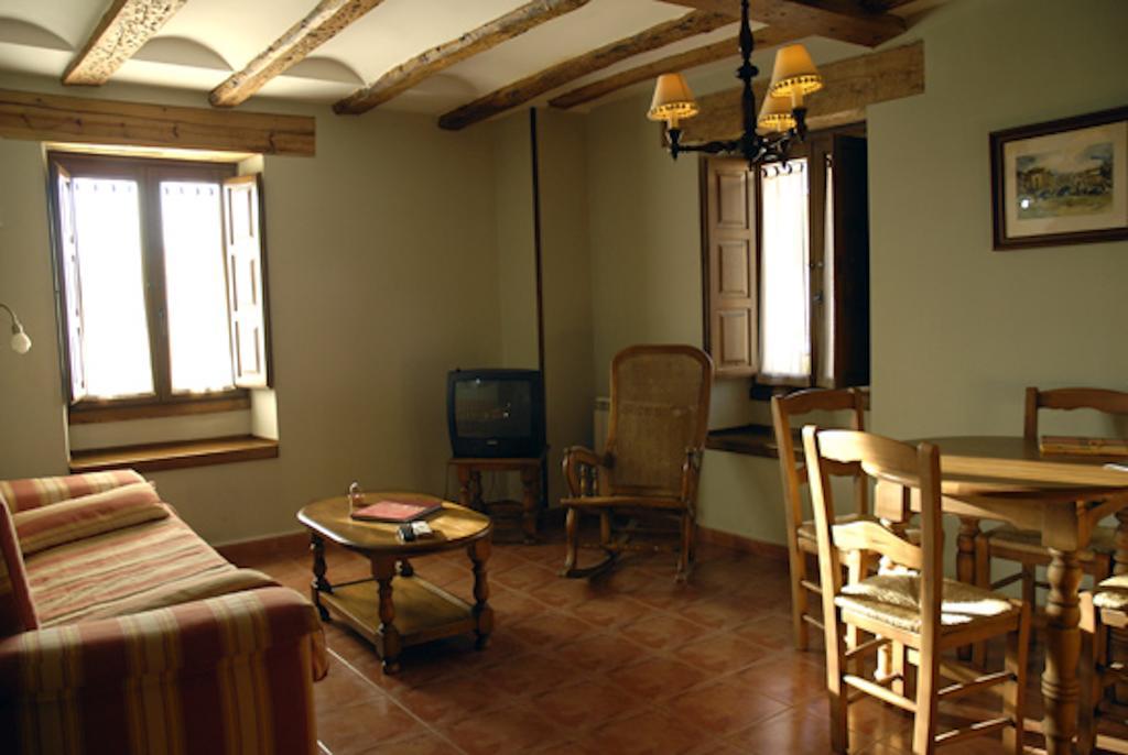 Parador De Santa Rita Molina de Aragão Exterior foto